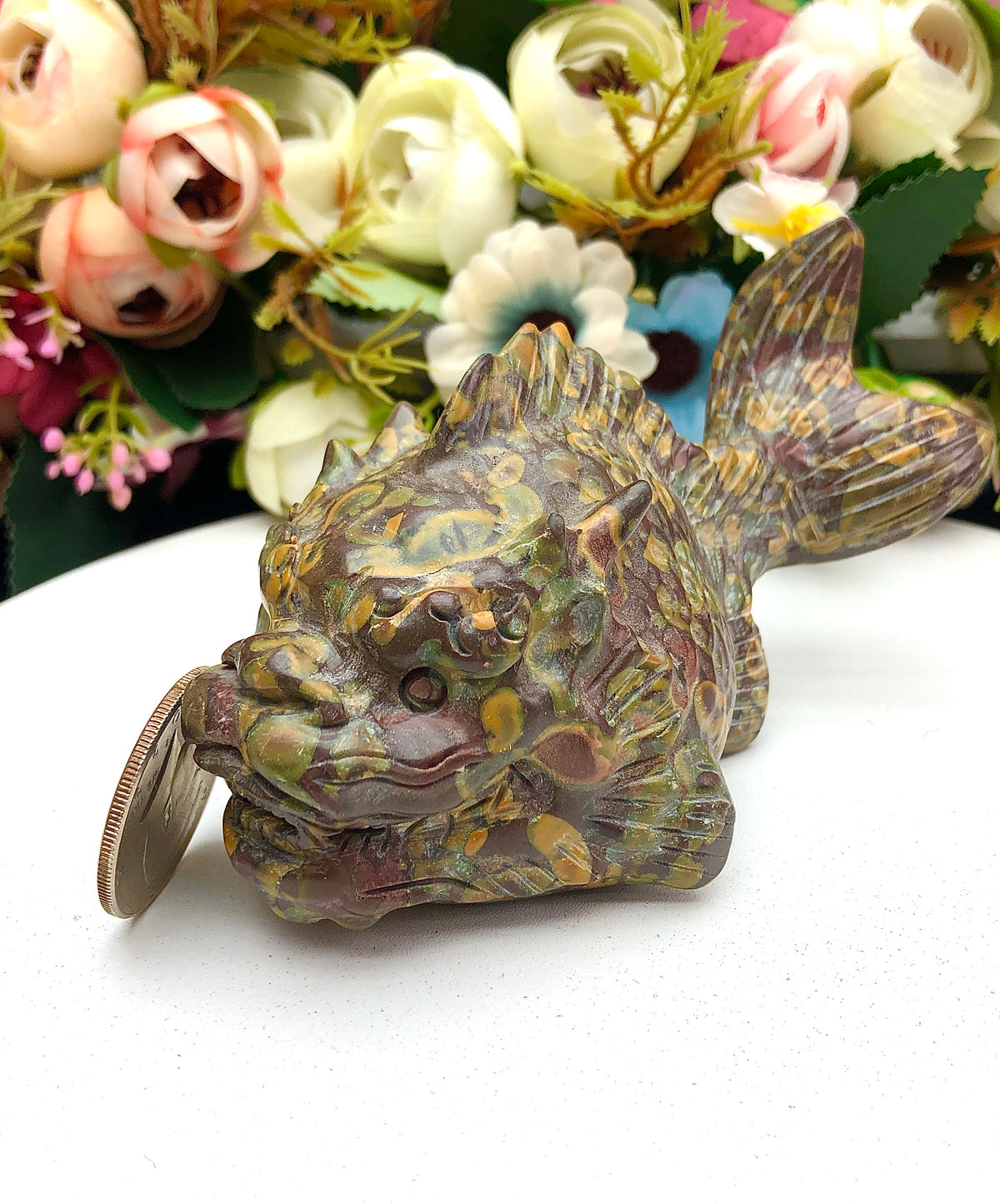 Fruit jasper dragon fish carving