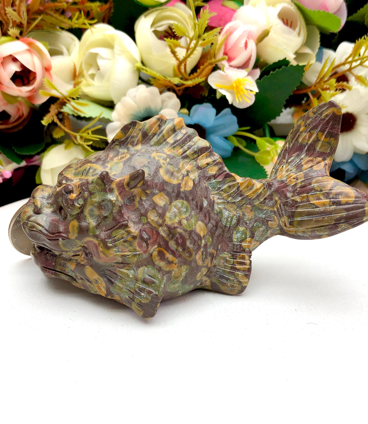 Fruit jasper dragon fish carving