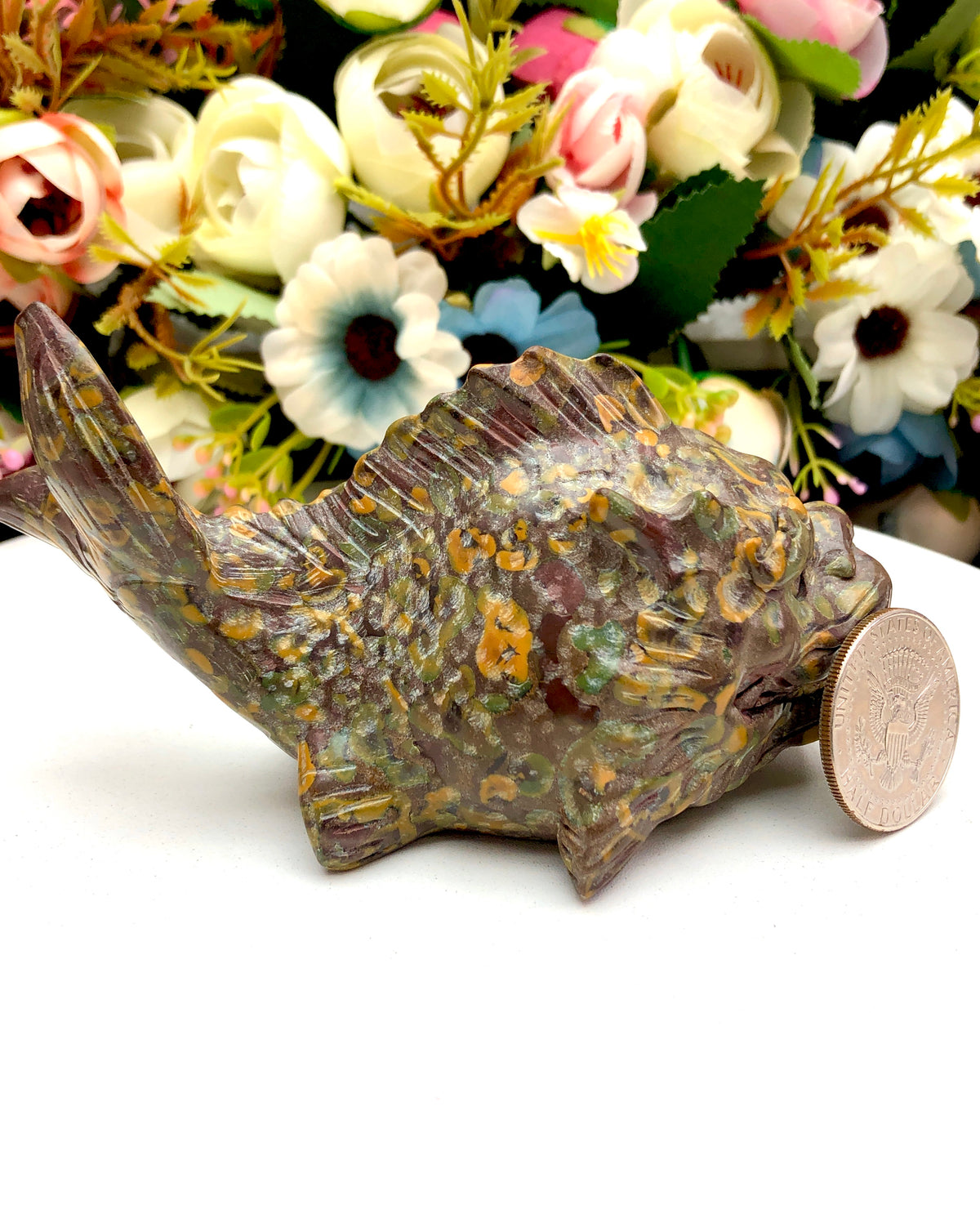 Fruit jasper dragon fish carving