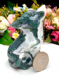 moss agate wolf carving