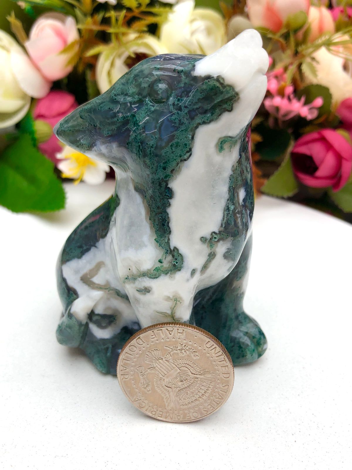 moss agate wolf carving