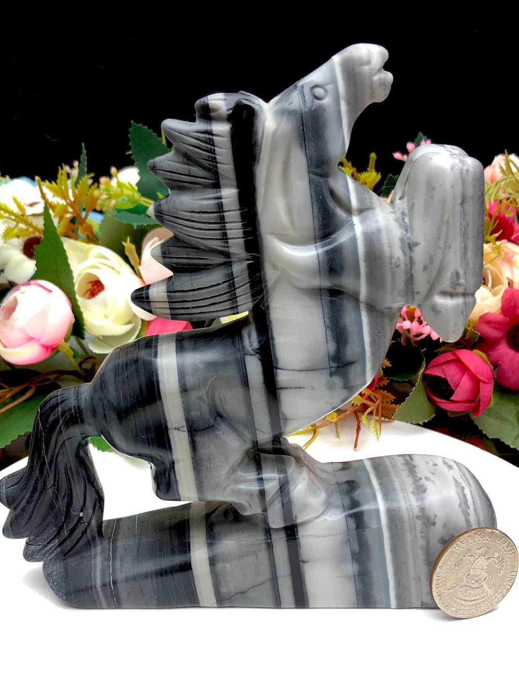 taiji jade horse carving