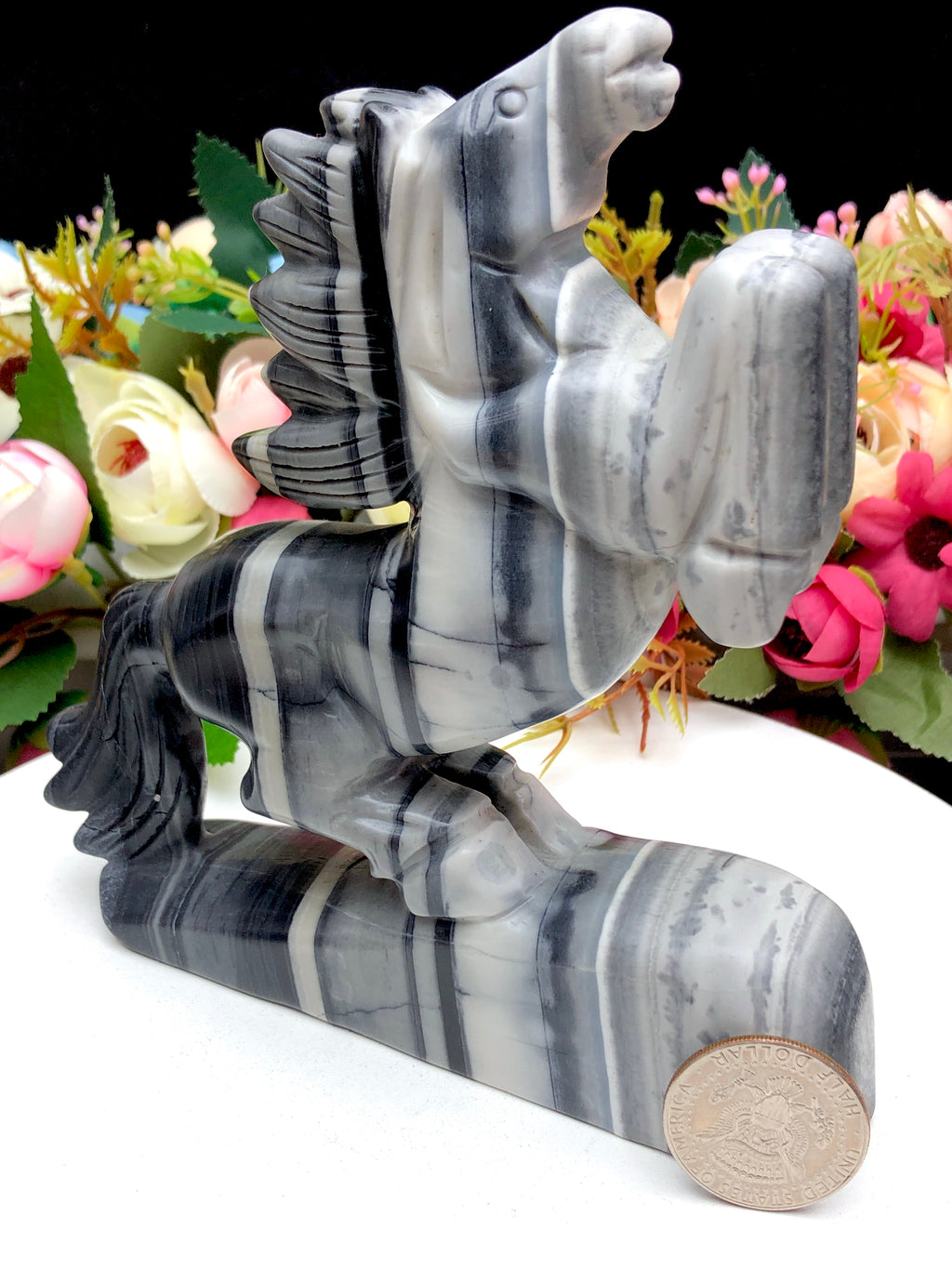 taiji jade horse carving