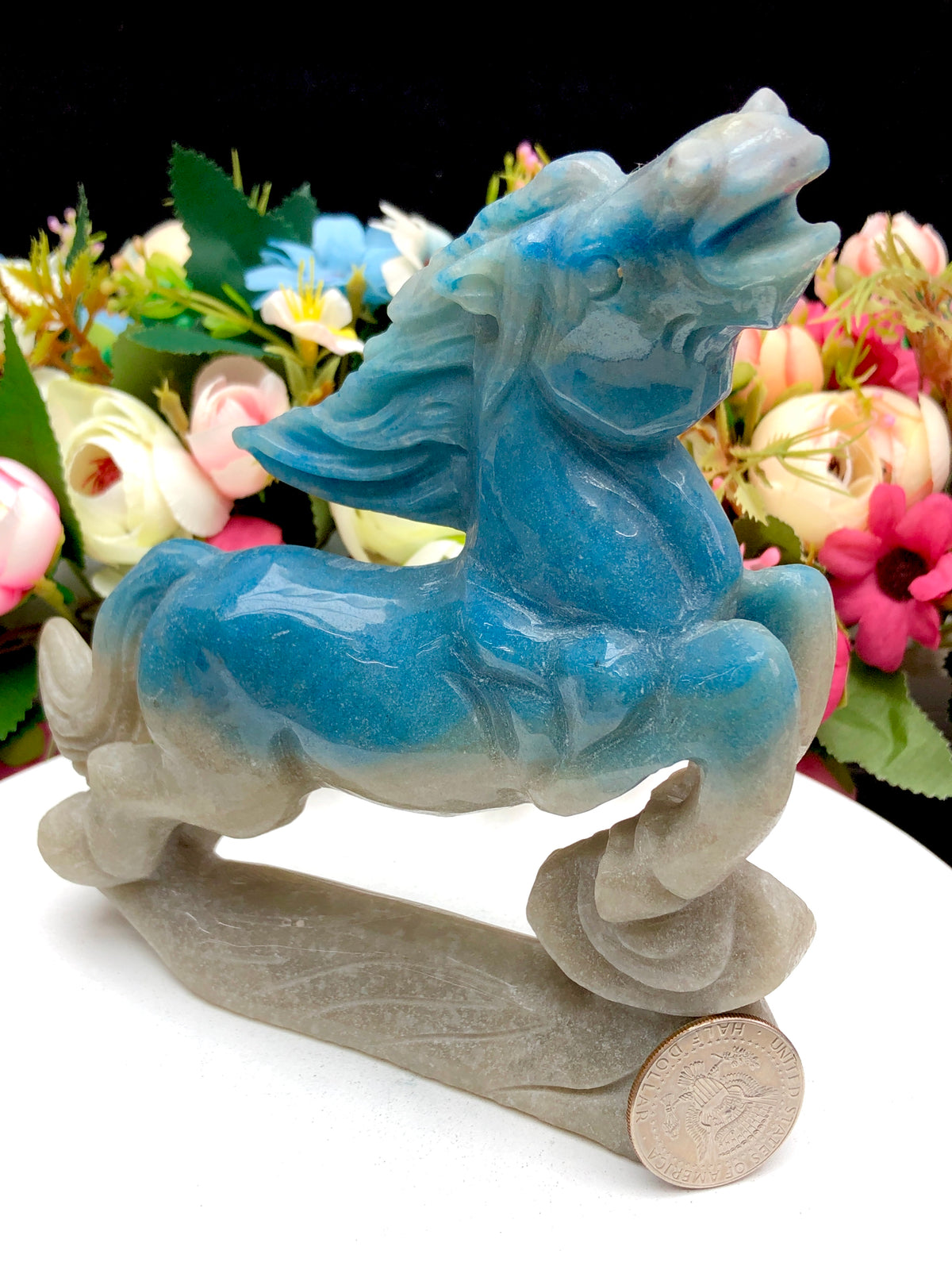 trolleite horse carving