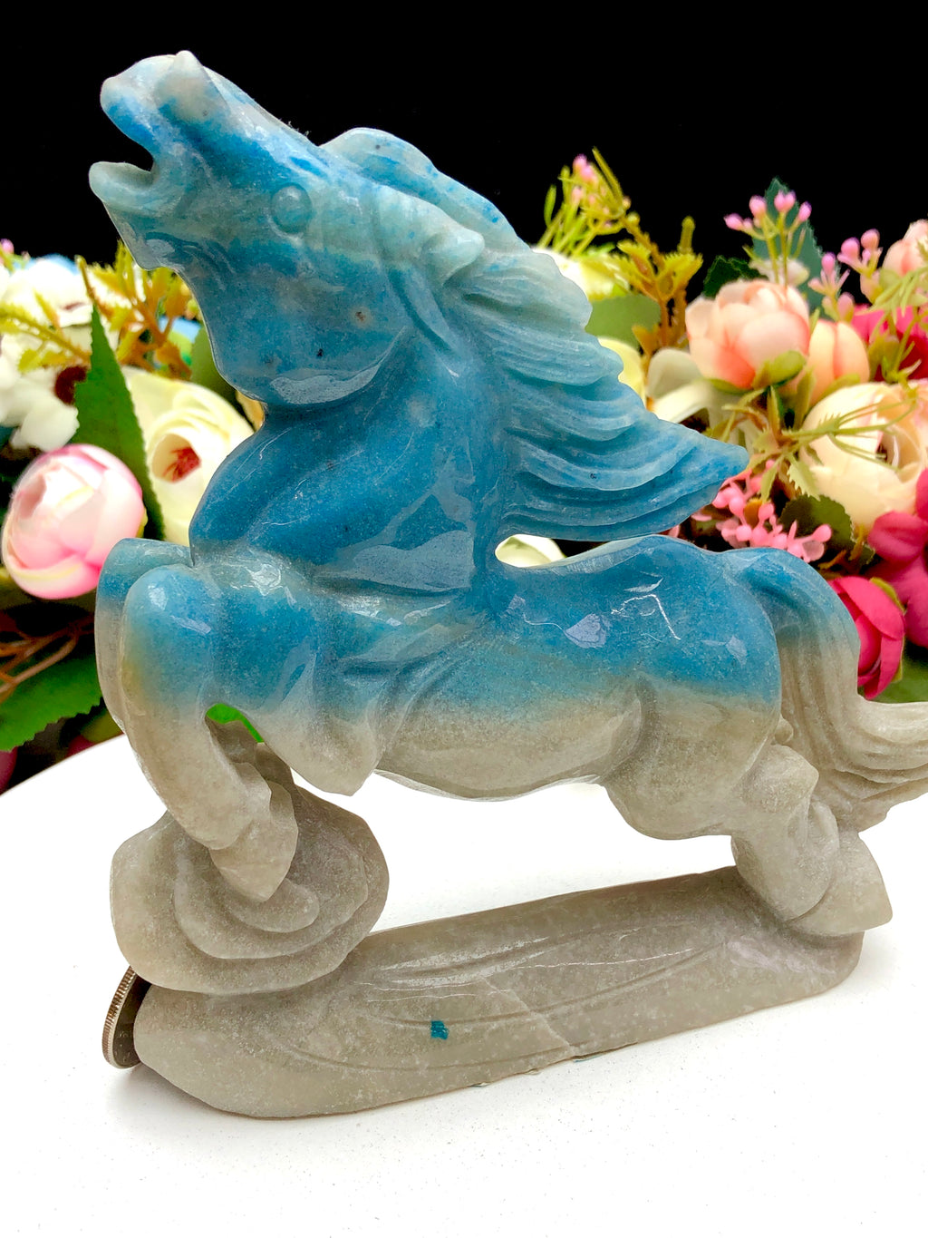 trolleite horse carving