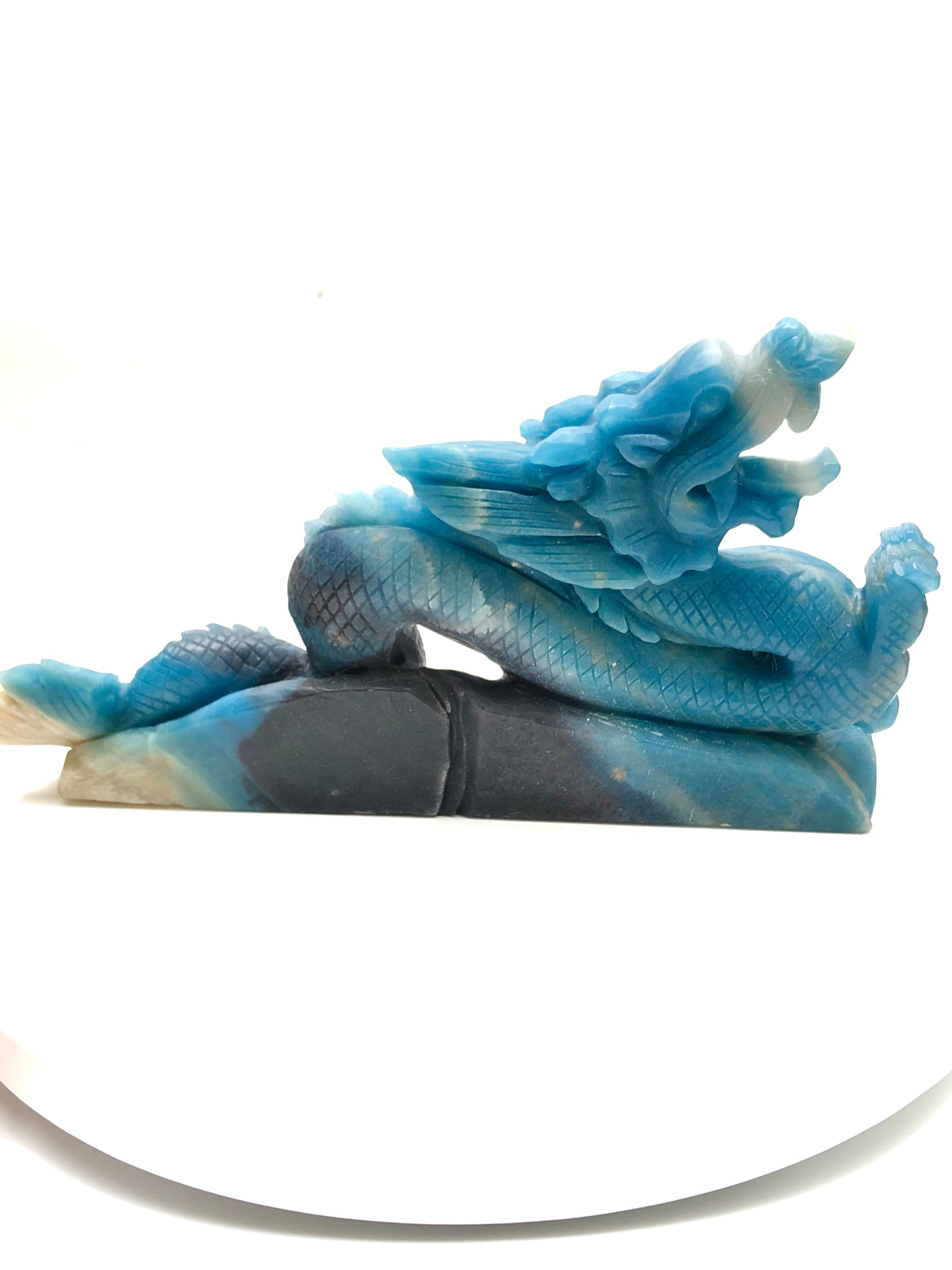 Trolleite Chinese dragon carving