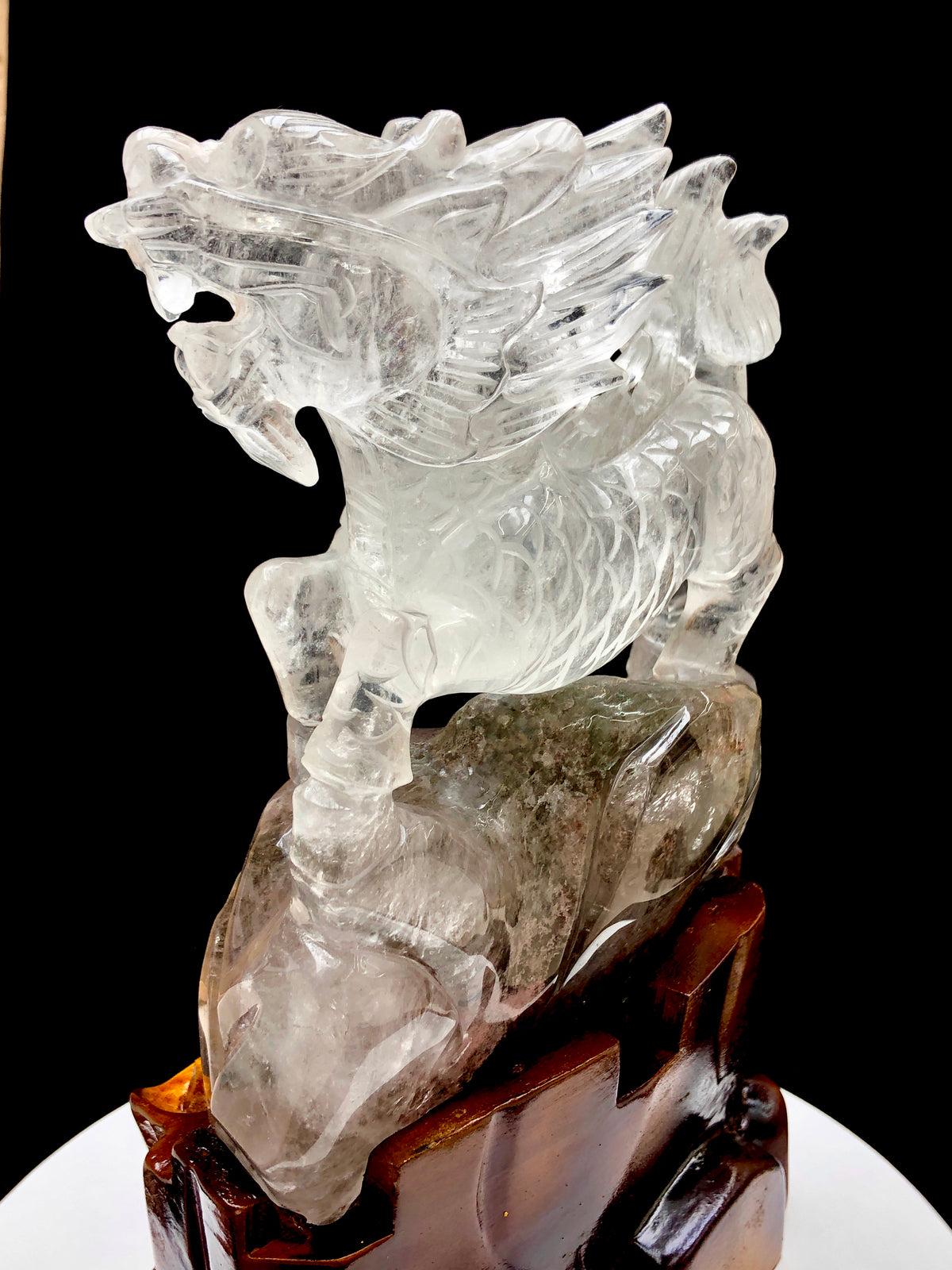 Garden quartz qilin carving
