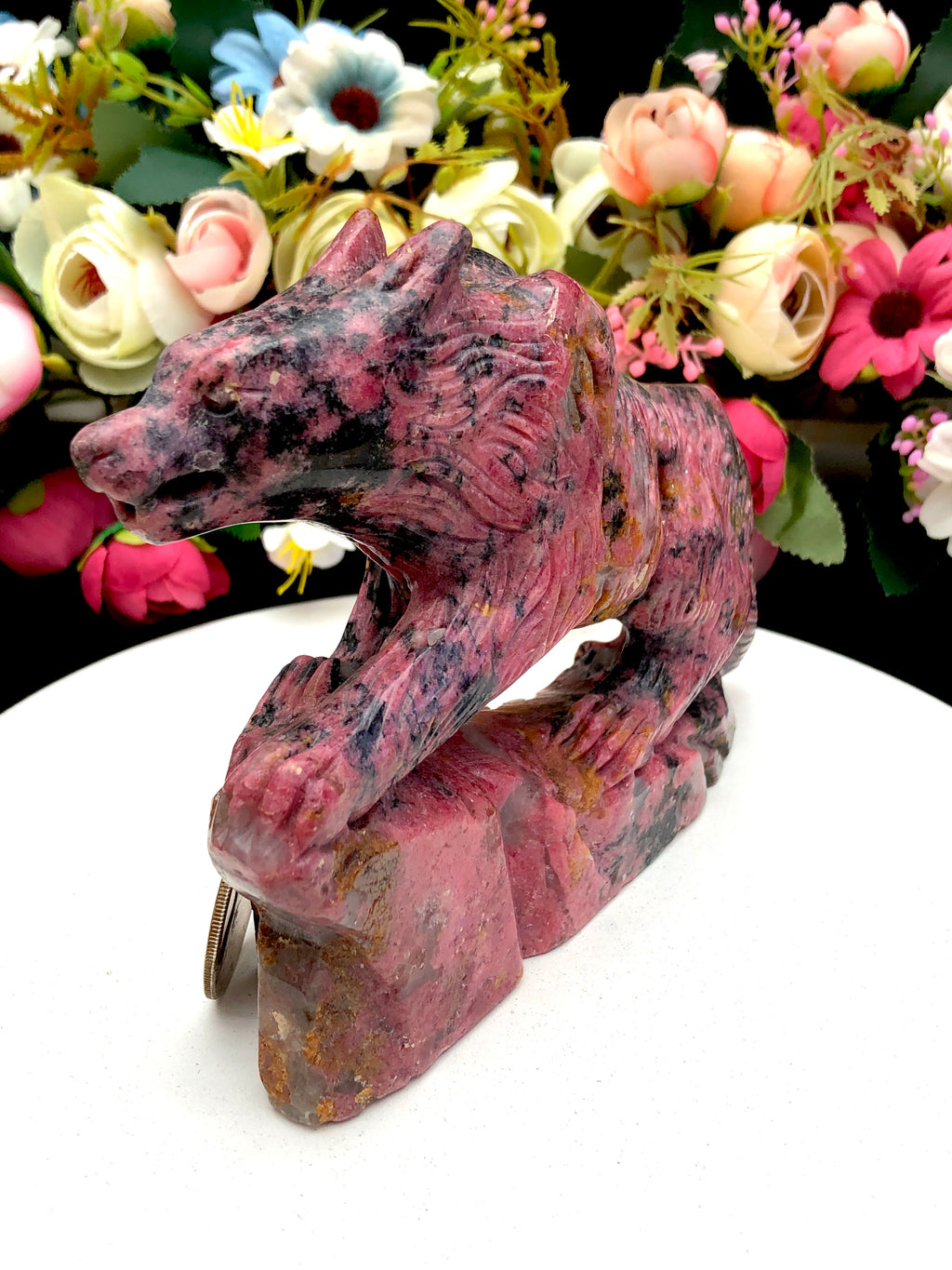 Rhodonite Wolf