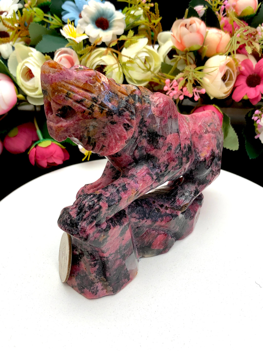 Rhodonite Wolf