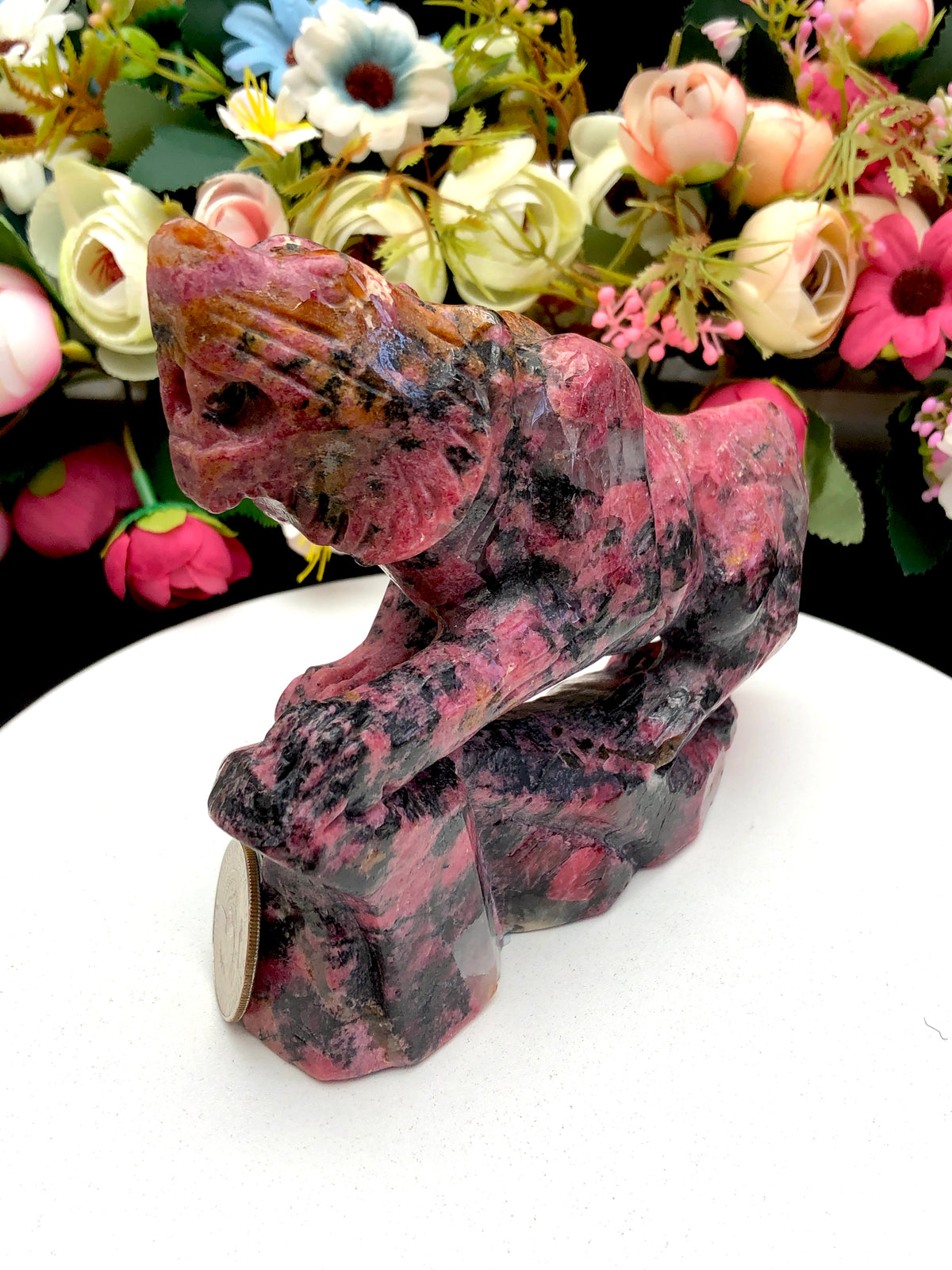 Rhodonite Wolf