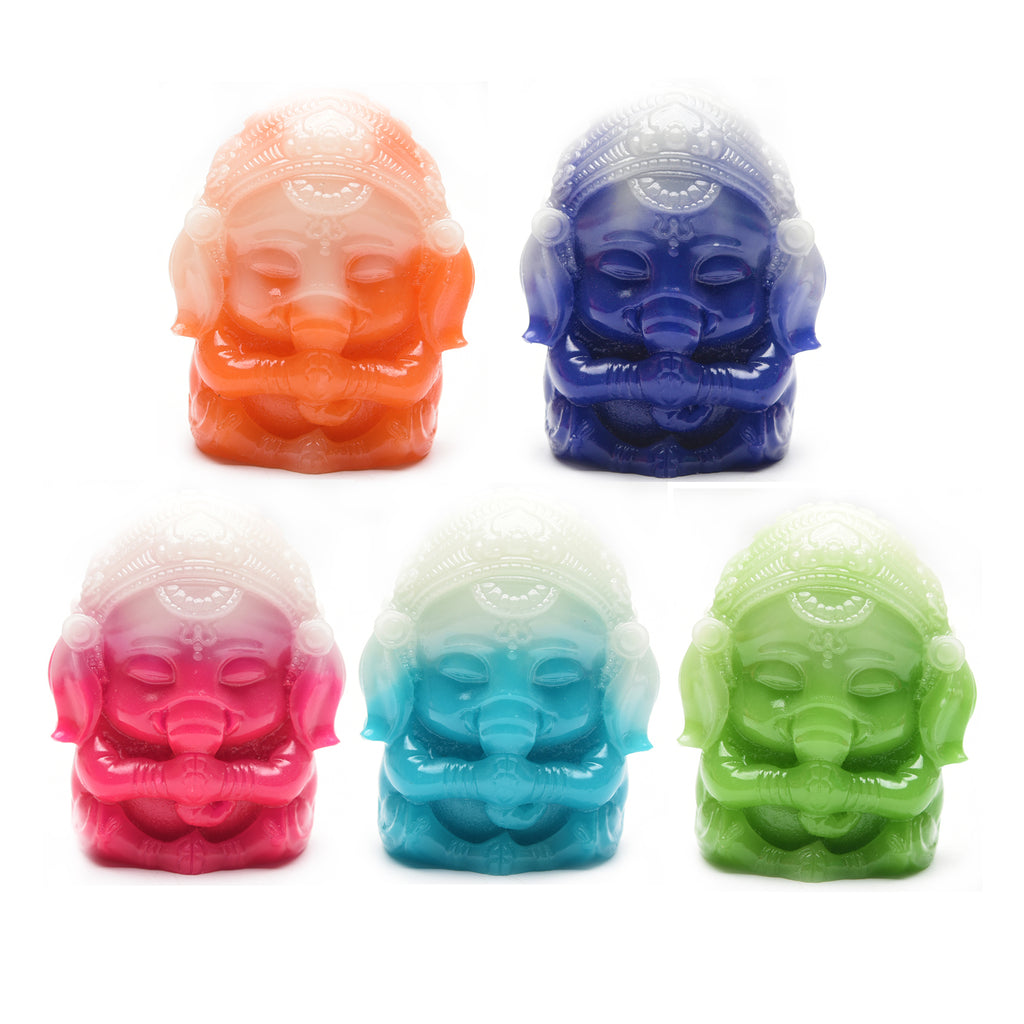 lumaj Ganesha ĉizadoj 