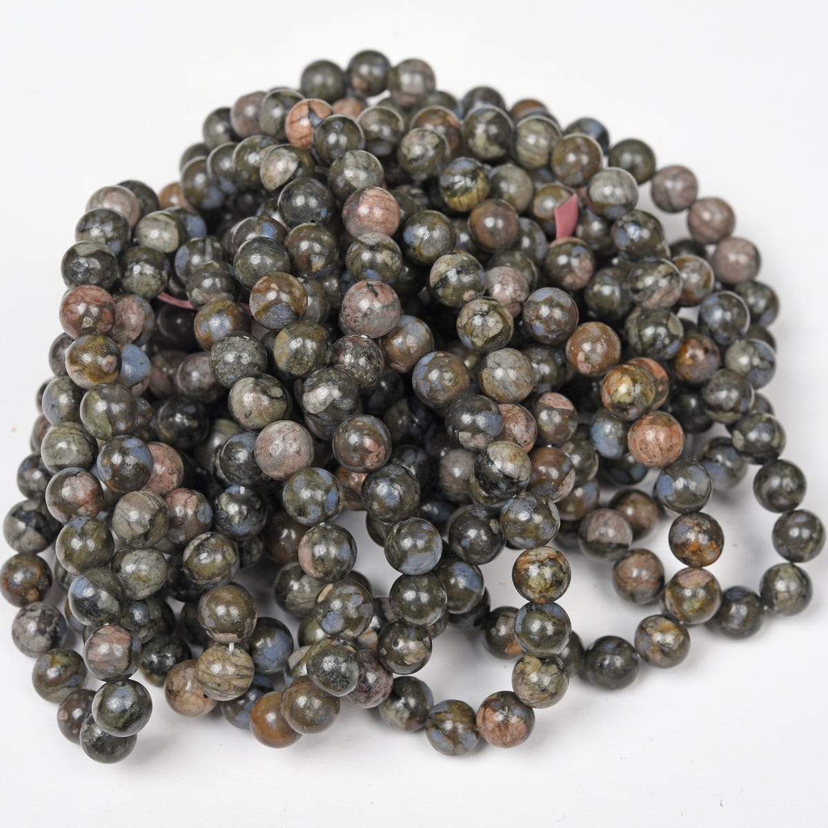Get 10 Natural Crystal bracelets for $19（about 18 kinds ）