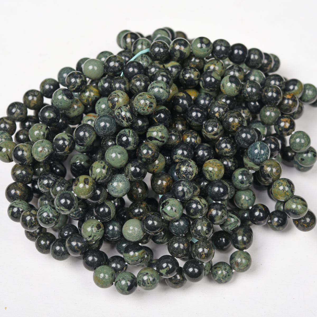Get 10 Natural Crystal bracelets for $19（about 18 kinds ）