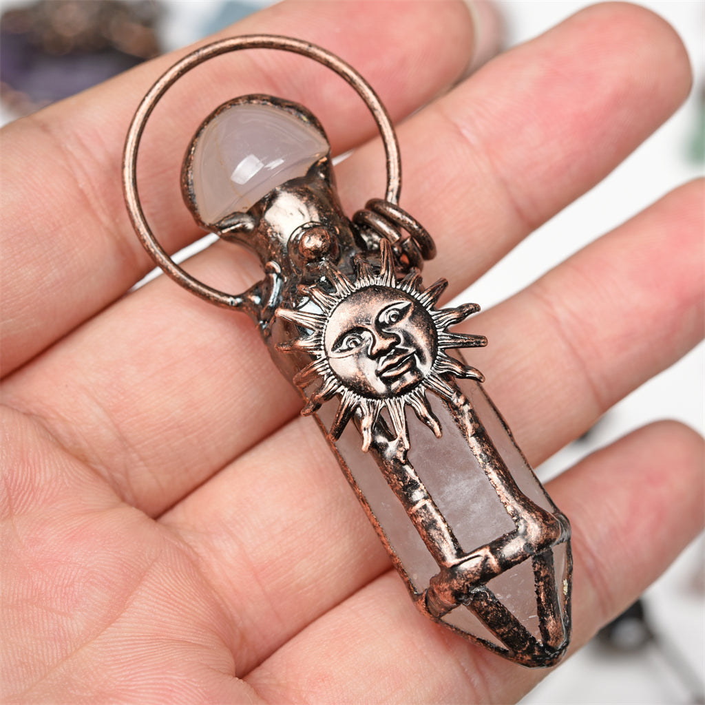 【Varma Vendo】 Kruda Kristala manfarita pendĉeno 