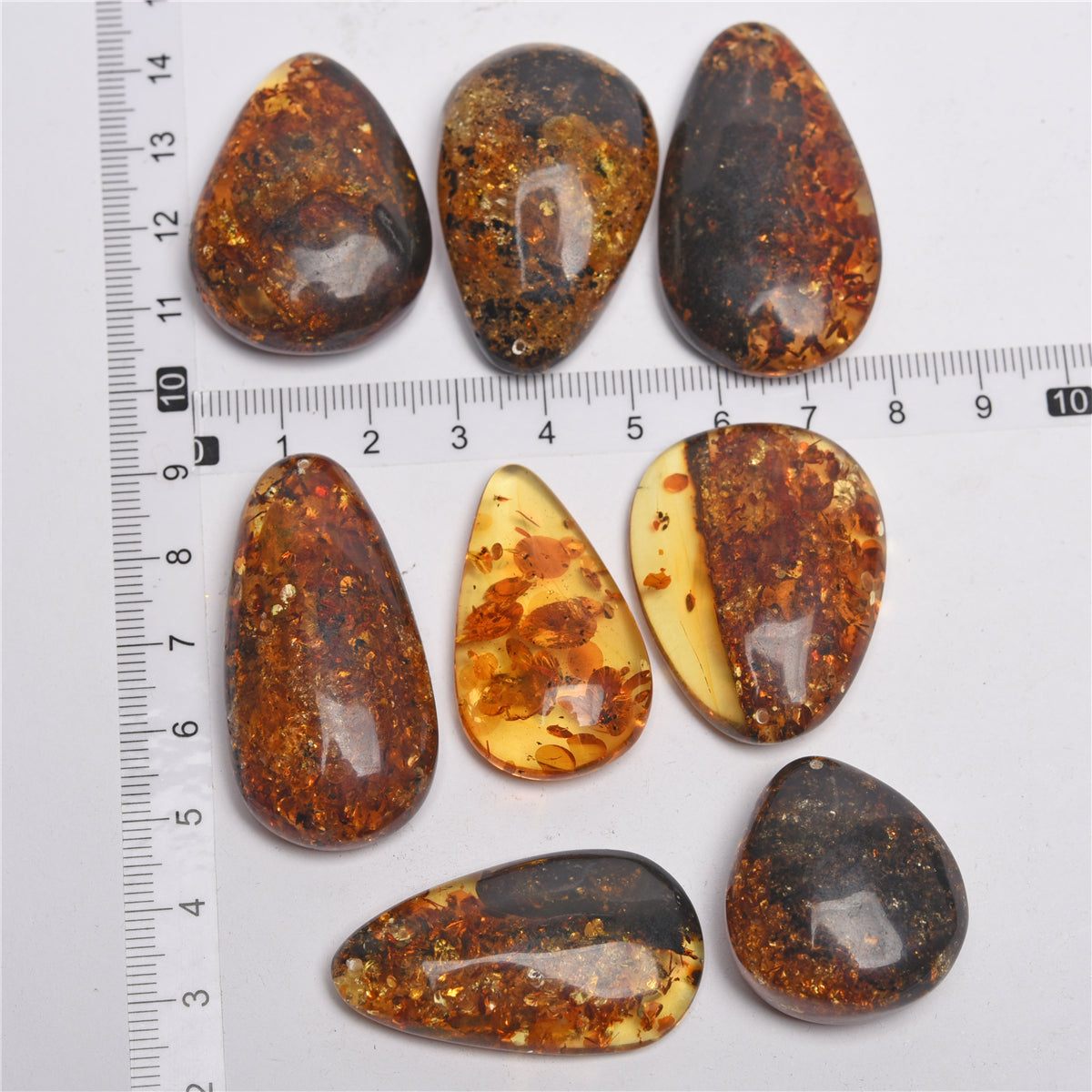 Larmogutaj pendantoj el naturaj kristaloj/gemoj【3-15 USD ĉiu】 