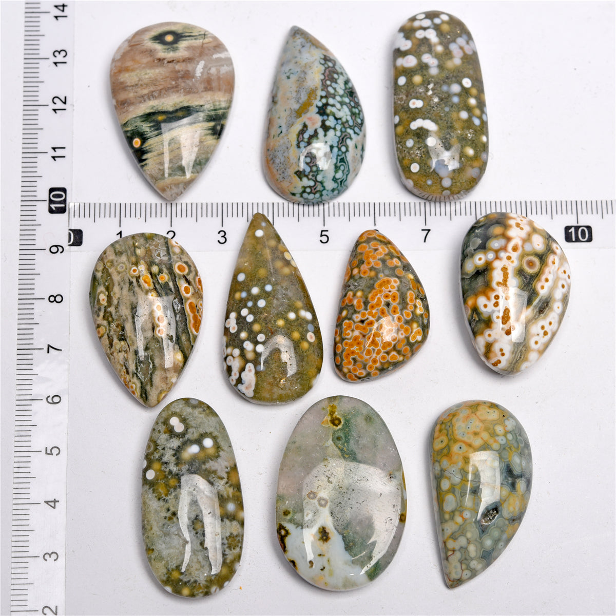 Larmogutaj pendantoj el naturaj kristaloj/gemoj【3-15 USD ĉiu】 