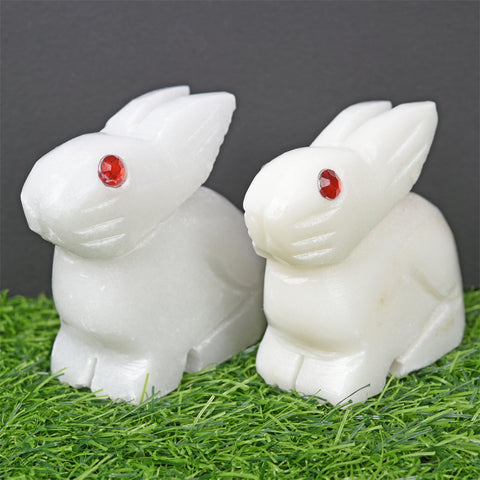 【2022.7.25】White jade carving rabbit