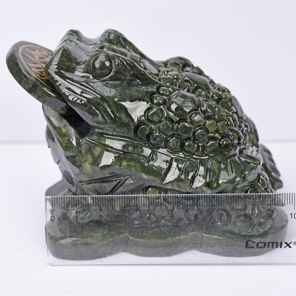 【26-Jul-22】green jade money frog carving