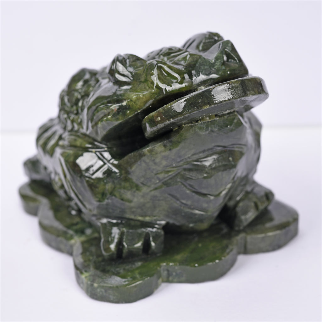 【26-Jul-22】green jade money frog carving