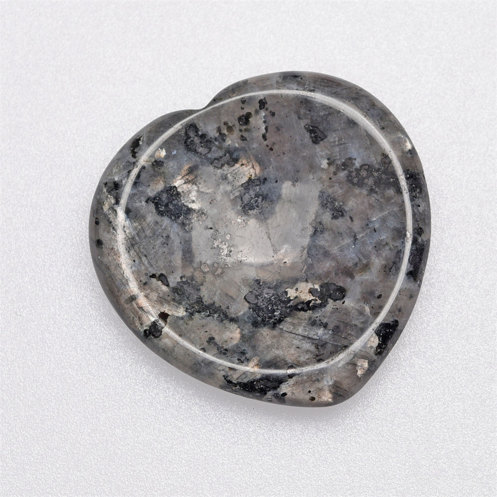 【Worry Stone - heart shape】 Thumb Healing Crystals Palm Stone Used for Relaxation Anxiety Relief